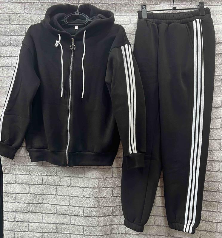 Костюм спорт Valentina (42-52) 083 black (зима)