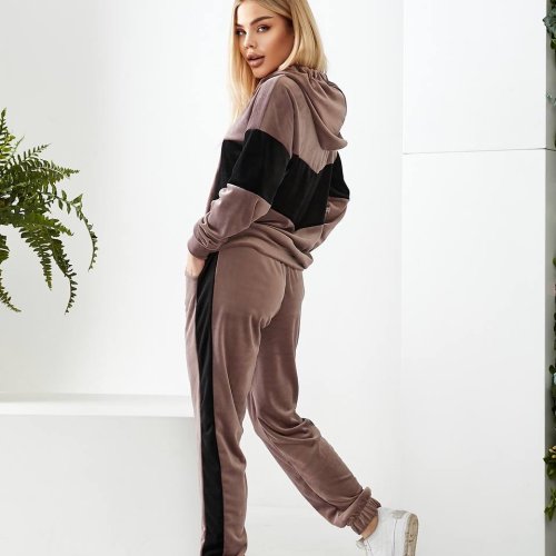 Костюм спорт Romeo life (42-56) 885 brown (деми) Romeo life 885 brown
