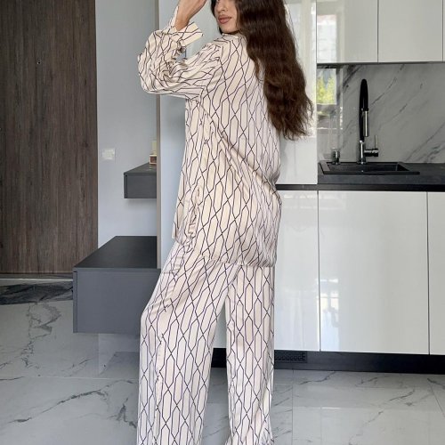 Костюм Arina (42-48) 8053 beige (деми) Arina 8053 beige