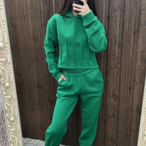 Костюм спорт Valentina (42-46) 048 green (зима) Valentina 048 green