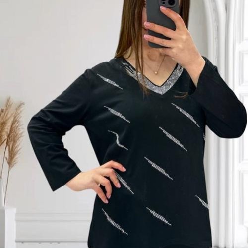Свитер Anna&Vika (52-56) 27088 black (деми) Anna&Vika 27088 black