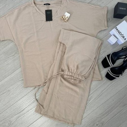 Костюм EVA (42-56) 251 beige (лето) EVA 251 beige