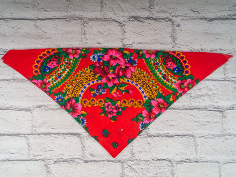 Платок Shawls (76*76) P180 red (деми)