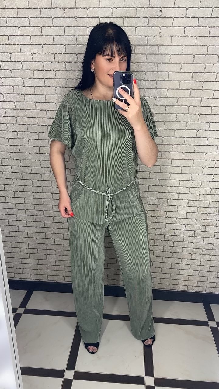 Костюм Valentina (42-52) 012 green (лето)