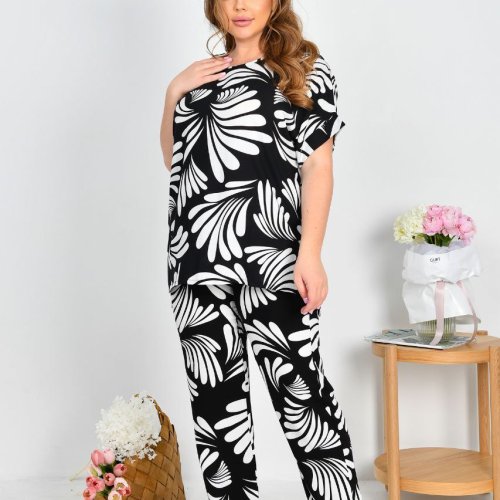 Костюм Iren Veles (50-56) 1448 black (лето) Iren Veles 1448 black