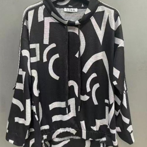 Свитер LIDA (52-62) 8160-1 black (деми) LIDA 8160-1 black