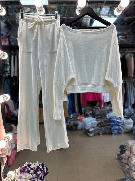 Костюм Arina (42-52) 8059 white (деми)