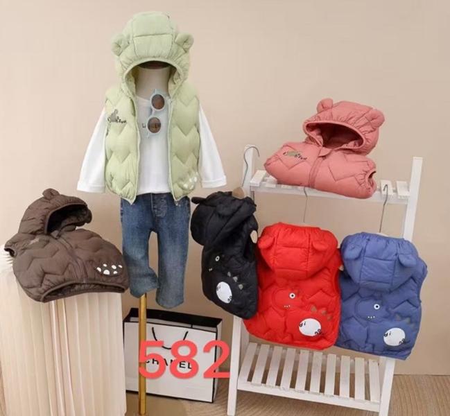 Жилетка Farbique (90-130) 582 coral (деми)