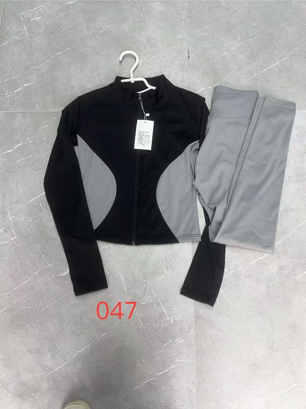 Костюм спорт NewJeans (S-2XL) 047 black (деми)