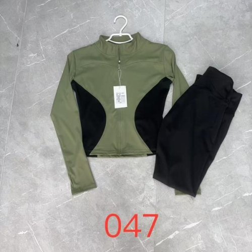 Костюм спорт NewJeans (S-2XL) 047 khaki (деми) NewJeans 047 khaki