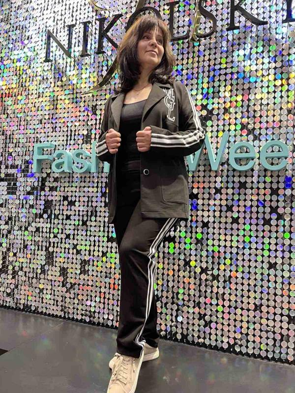 Костюм спорт LIArt (50-56) 889 black (деми)