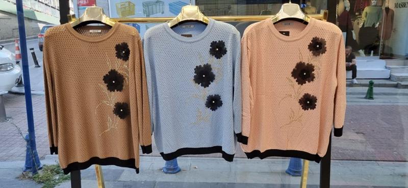 Свитер Julia (52-54) JL694 l.blue (деми)