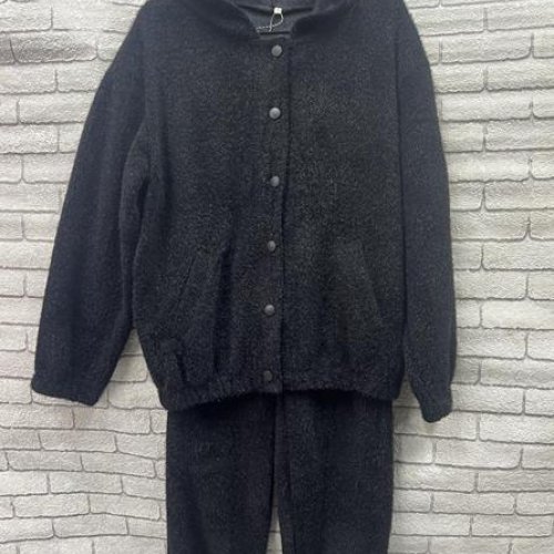 Костюм Valentina (42-52) 024 black (зима) Valentina 024 black