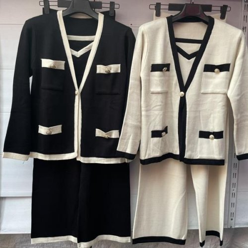 Костюм Namik (one size) 186 black (деми) Namik 186 black