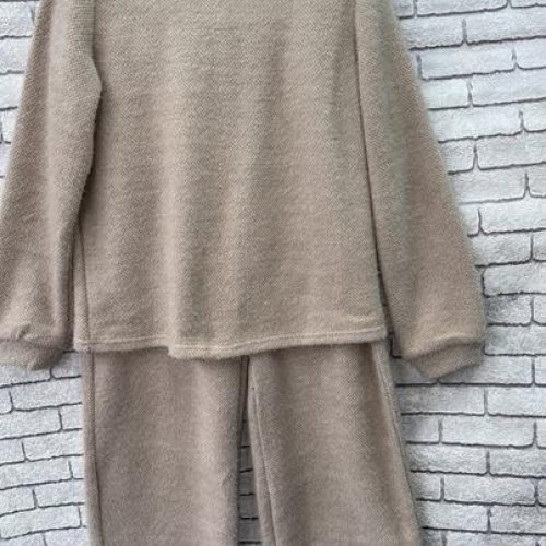 Костюм Valentina (42-52) 103 beige (зима) Valentina 103 beige