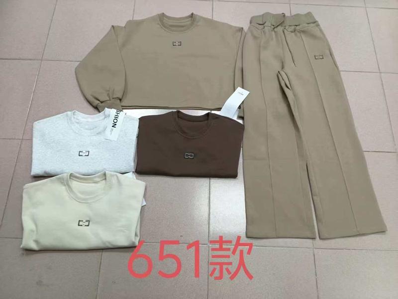 Костюм спорт DIVO (M-L) 651 l.beige (деми)