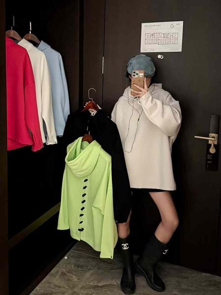 Свитер DIVO (one size) DV172 l.green (деми)