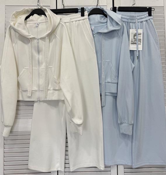 Костюм спорт DIVO (one size) DV55 white (деми)