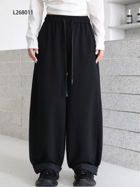 Штаны спорт DIVO (S-M) L268011 black (деми)