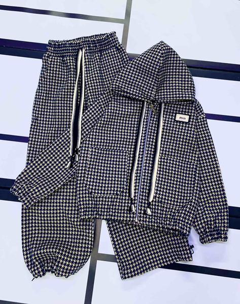 Костюм спорт Kosmy (128-152) 552-1 black-beige (деми)