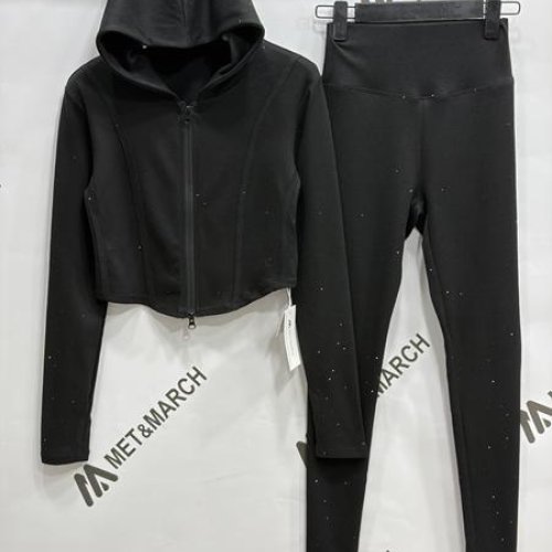 Костюм спорт Met&March (S-M) 5759 black (деми) Met&March 5759 black