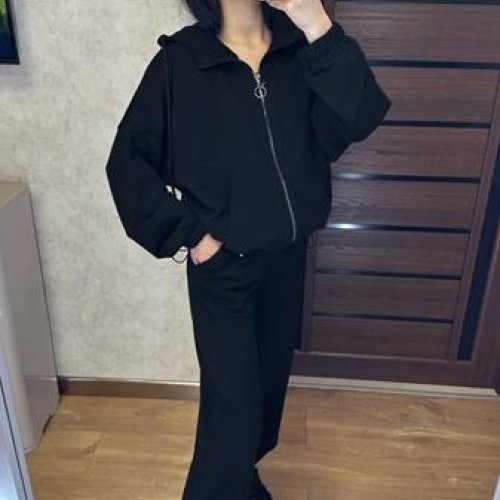 Костюм спорт Valentina (42-52) 108 black (деми) Valentina 108 black