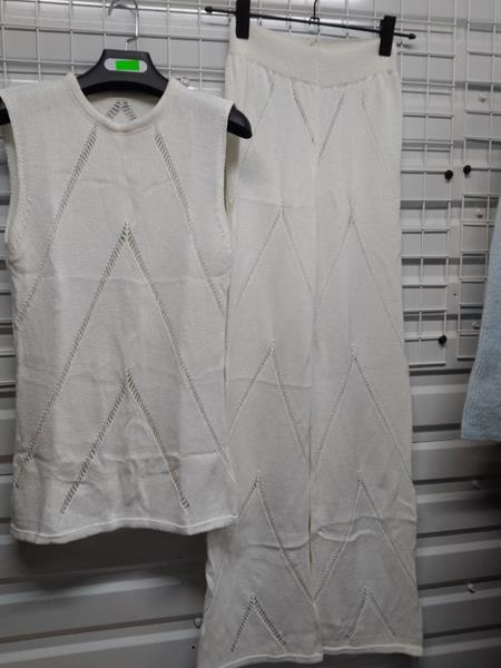 Костюм Dream (44-48) DM7 white (лето)