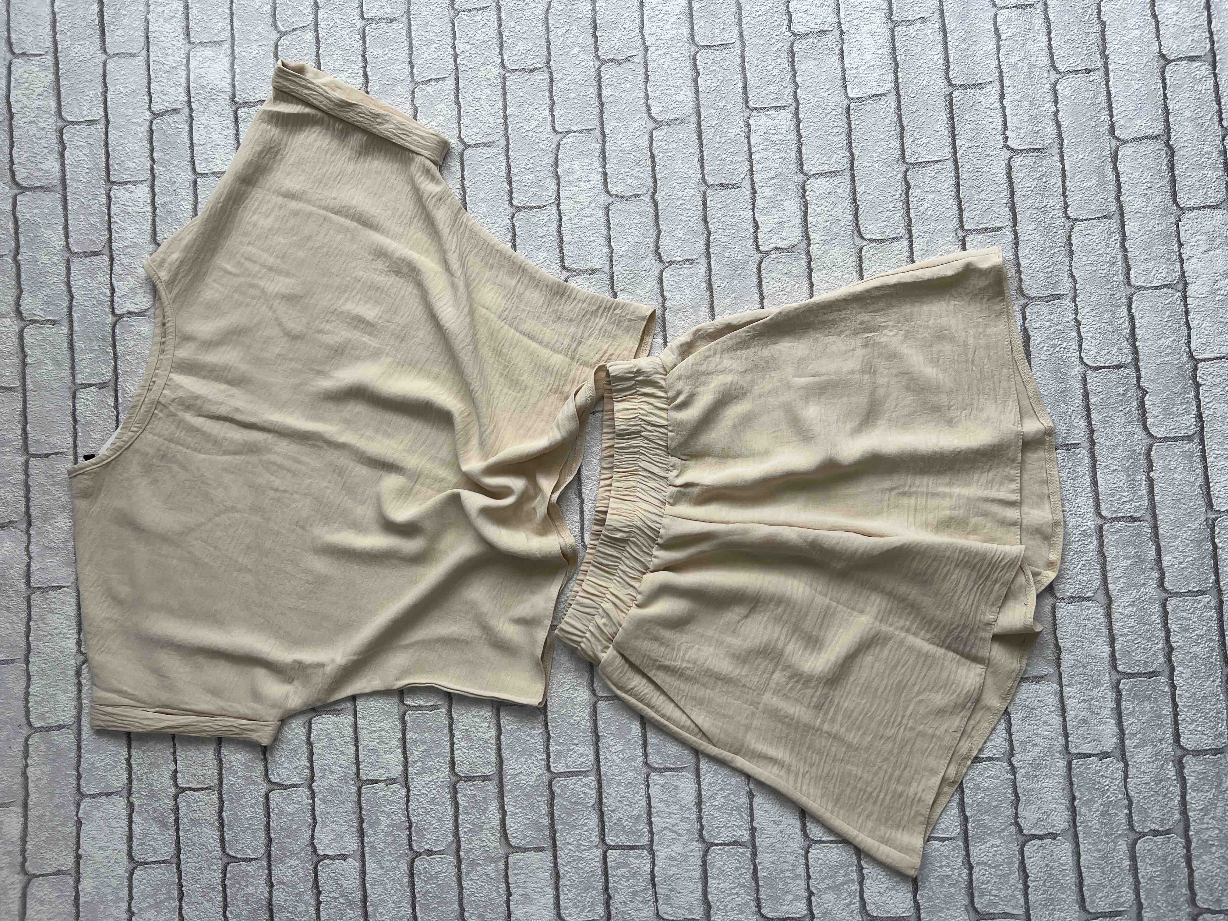 Костюм Valentina (42-52) 045 beige (лето)