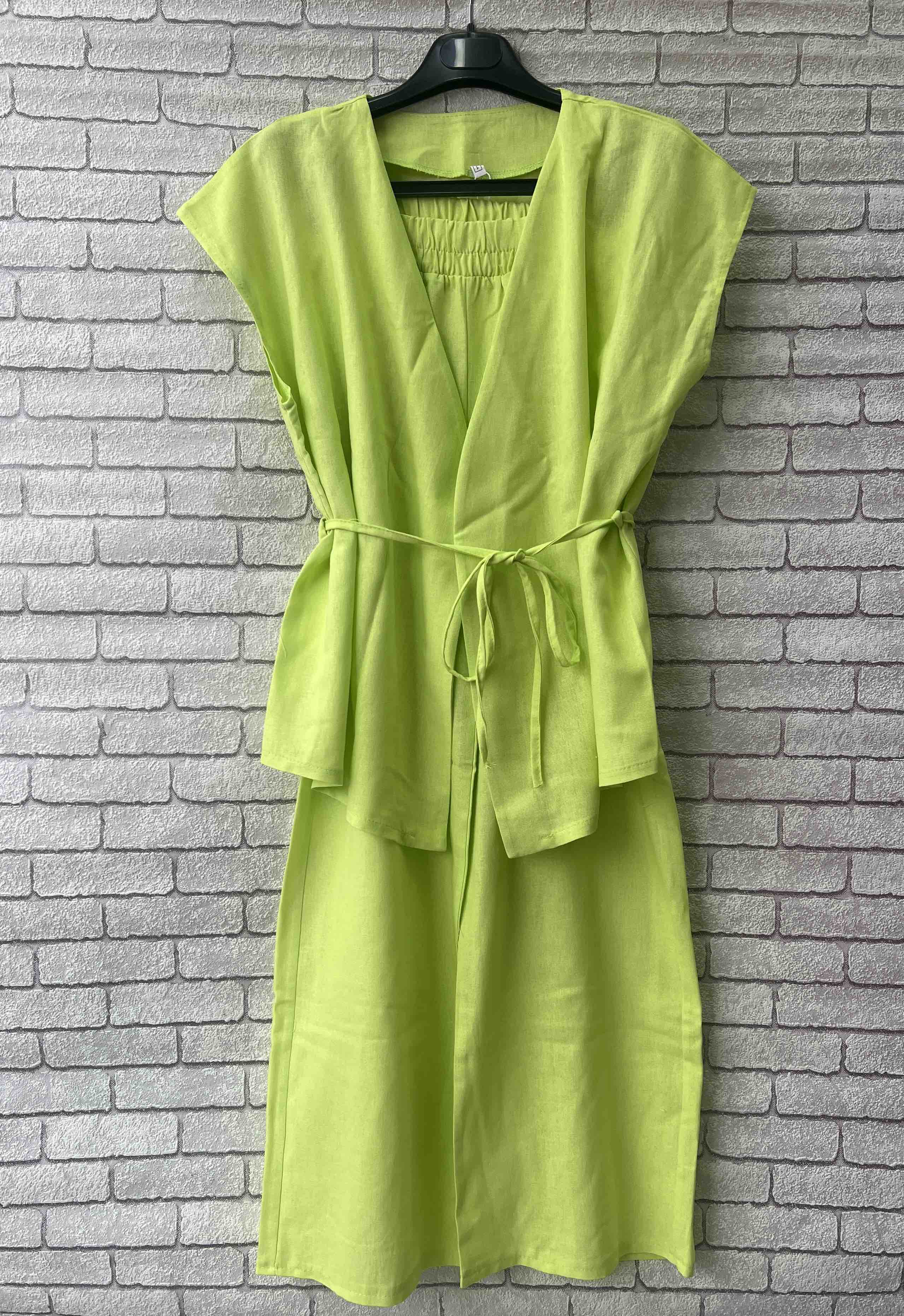 Костюм Valentina (42-52) 019 l.green (лето)