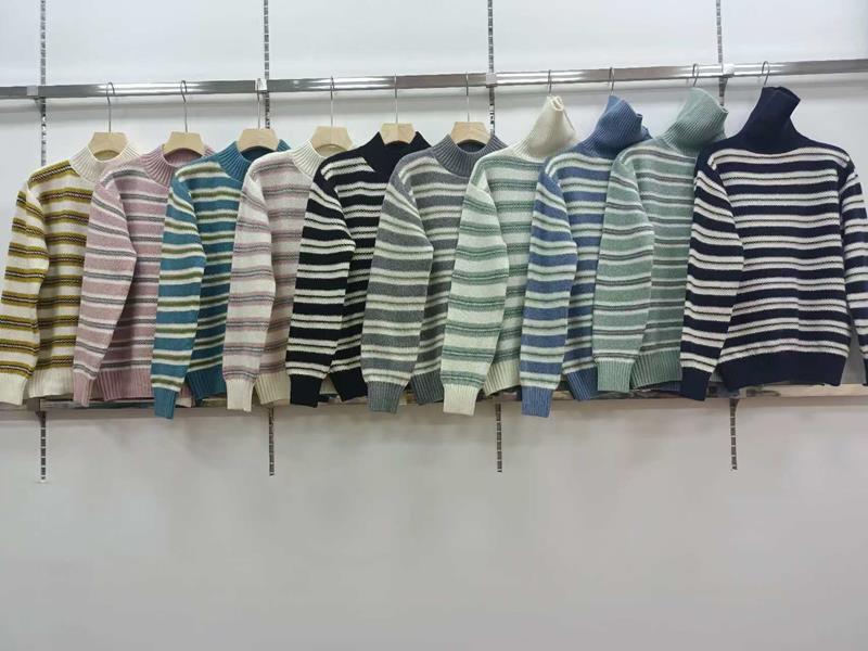 Свитер Lola (48-52) LL269 mix (зима)