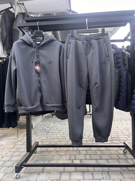 Костюм спорт Essa (48-56) E802 black (зима)