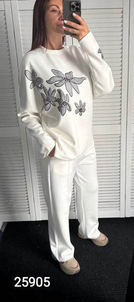 Костюм MMC clothes (44-50) 25905 white (деми)