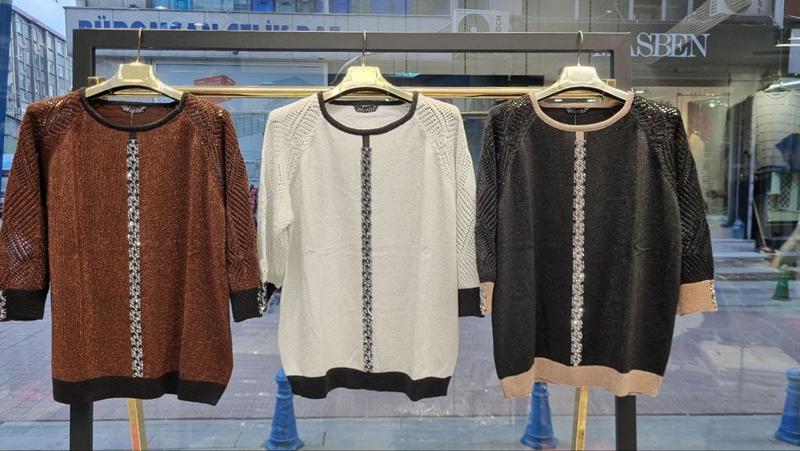 Свитер Julia (52-54) JL880 l.beige (деми)