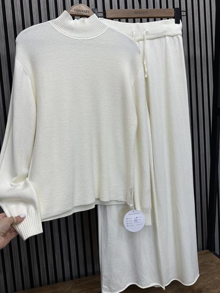 Костюм спорт Style Nadezhda (one size) SN205 milk (деми)