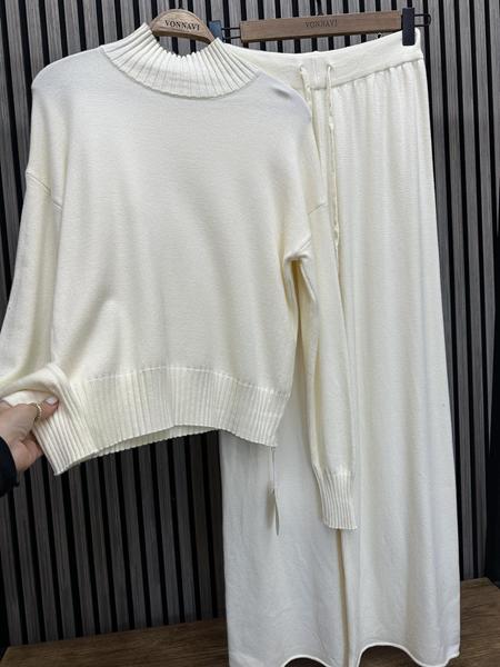 Костюм спорт Style Nadezhda (one size) SN216 milk (деми)