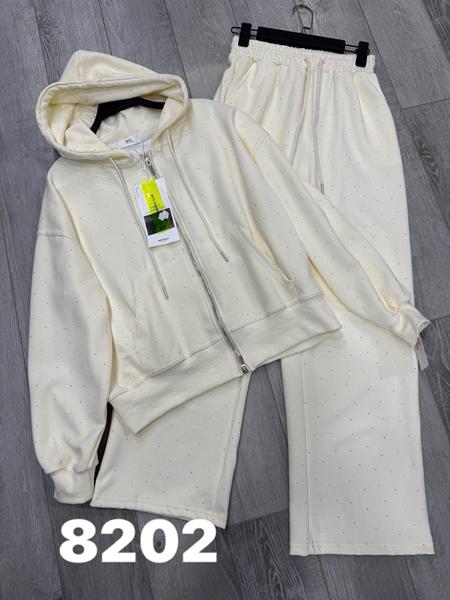 Костюм спорт DIVO (one size) 8202 l.yellow (деми)