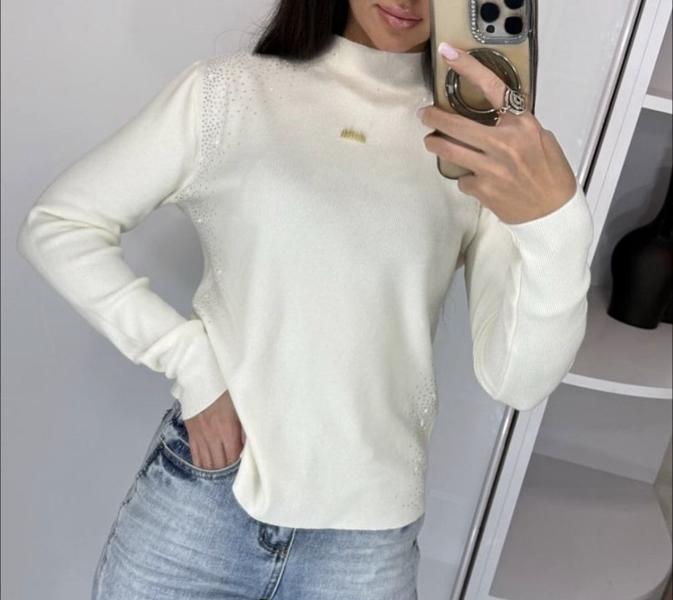 Свитер Lora (42-48) LR1100 white (деми)