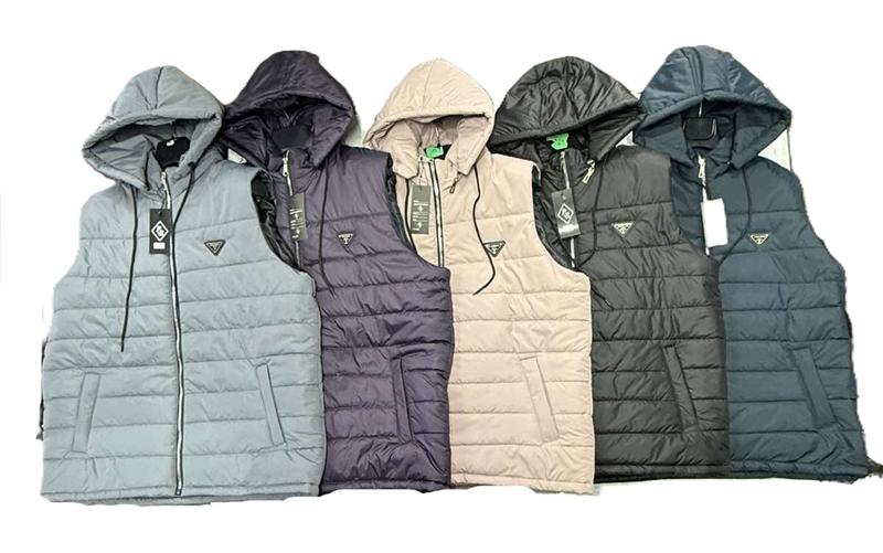 Жилетка Phi Hung (42-50) P326 black (деми)
