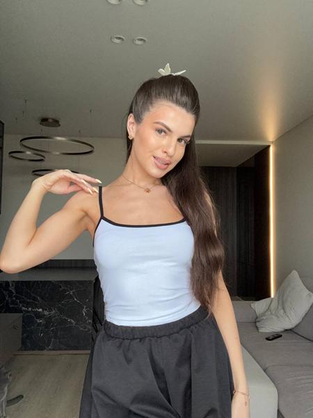 Топ Arina (42-48) 4219 white (лето)