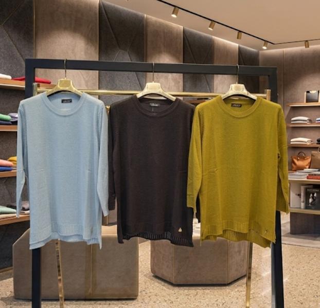 Свитер Julia (52-54) JL1071 l.blue (деми)