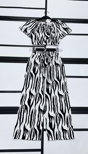 Костюм Kosmy (134-158) 573 white-black (деми)