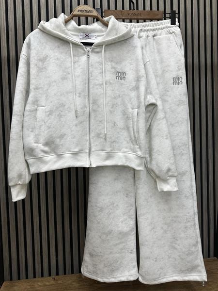 Костюм спорт Nefertiti (S-L) NF128 white (деми)