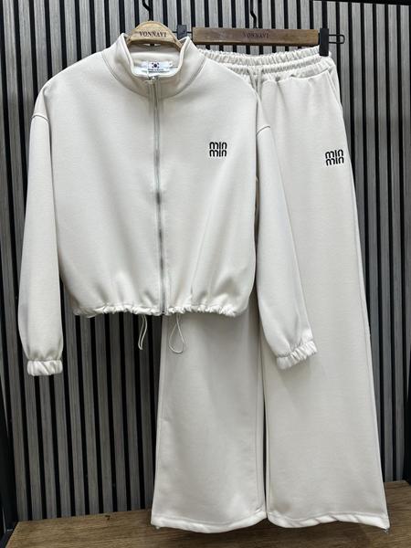 Костюм спорт Nefertiti (S-L) NF132 white (деми)