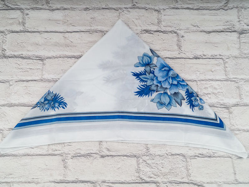 Платок Shawls (82*82) P140 white (деми)