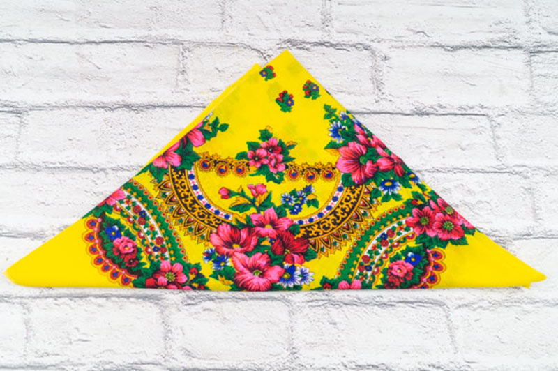 Платок Shawls (76*76) P182 yellow (деми)