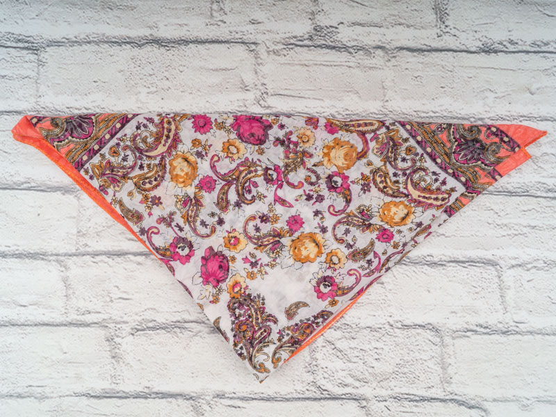 Платок Shawls (72*72) P209 red (деми)