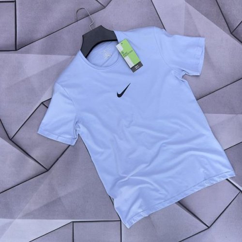 Футболка Verton (S-2XL) VR5 l.blue (лето) Verton VR5 l.blue