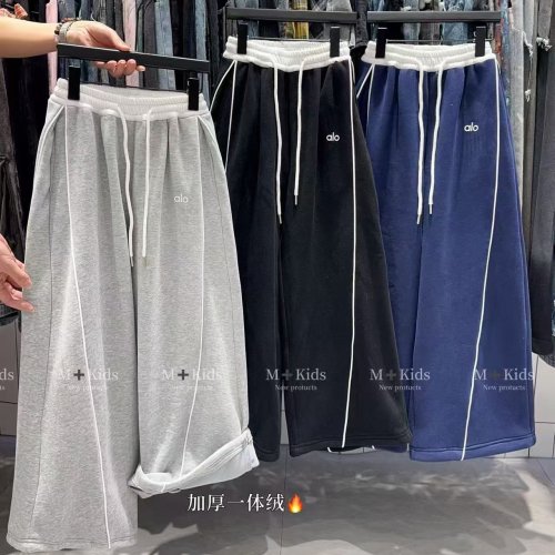 Штаны спорт Delfinka (120-170) K88 black (зима) Delfinka K88 black