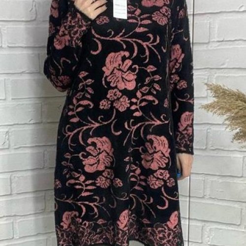 Платье Elena&Vika (48-52) EV8 black (зима) Elena&Vika EV8 black