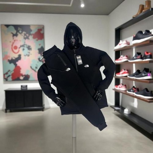 Костюм спорт Newe Esto (M-2XL) NE180 black (зима) Newe Esto NE180 black